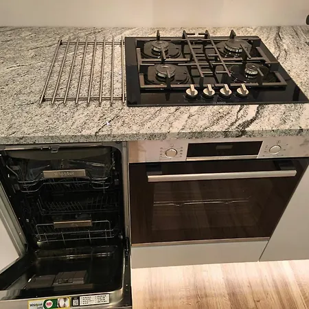 Cozyhome Lux 布拉迪斯拉发