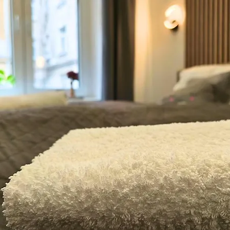 Апартаменты Cozyhome Lux *